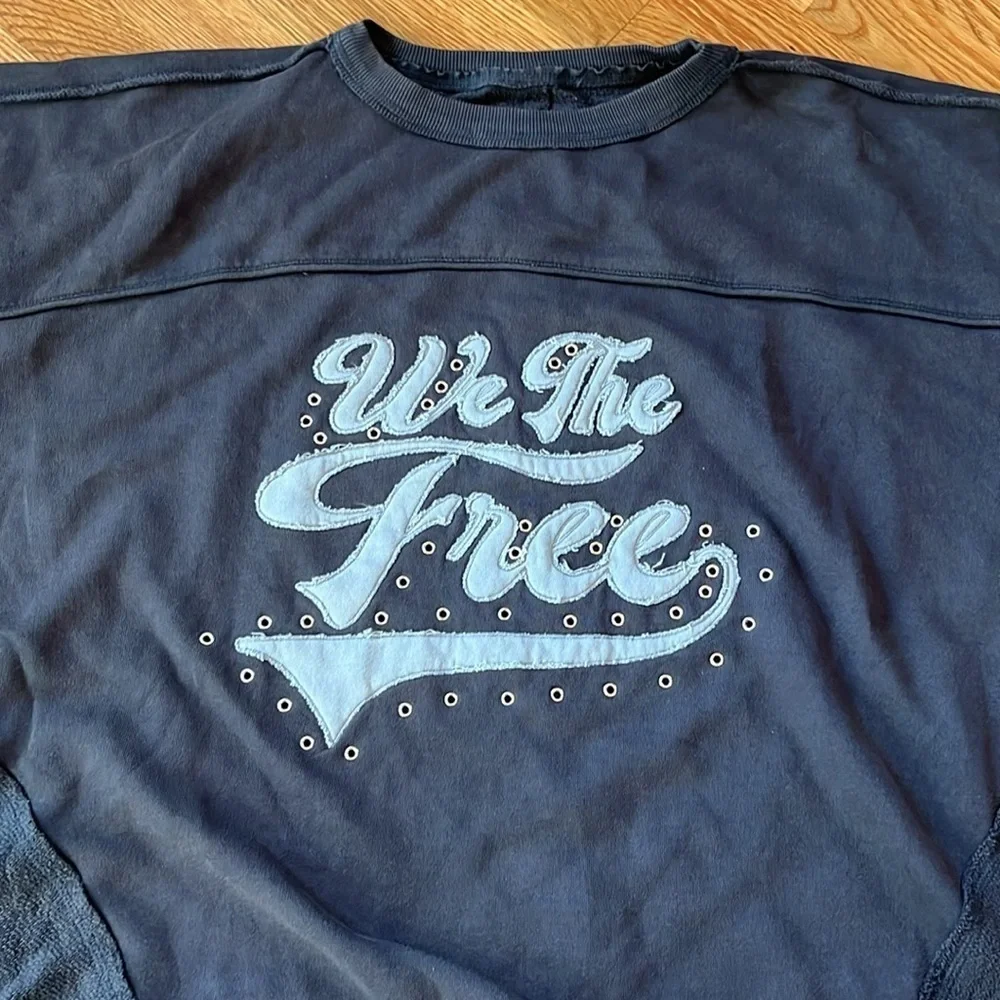 Free People What a Stud Pullover Sweatshirt Size CS NWT